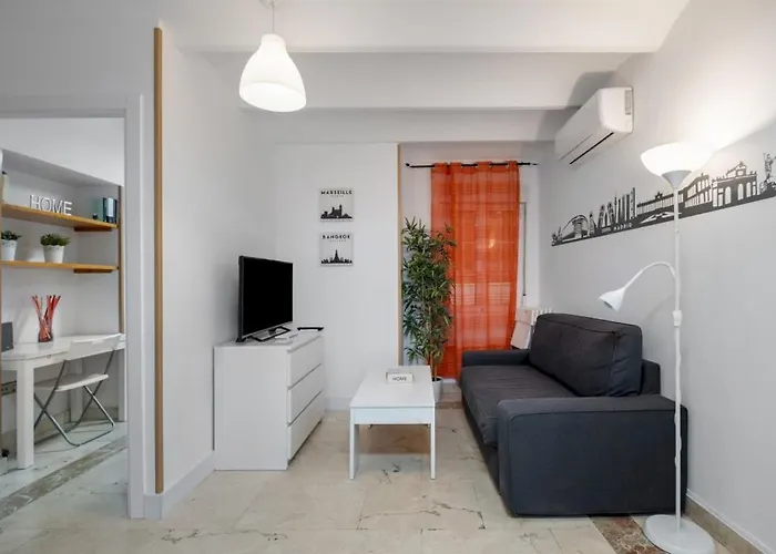 2 Bedroom 1 Bathroom Furnished - Sol - Cozy Vintage - Mintystay